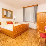 Gaestehaus Kochelsee * Kochel am See