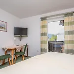 Pensjonat Gaestehaus Kochelsee *