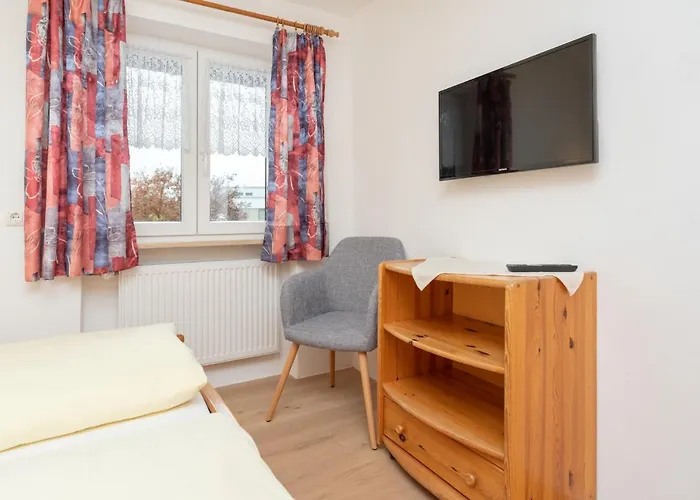 بيت ضيافة Gaestehaus Kochelsee *