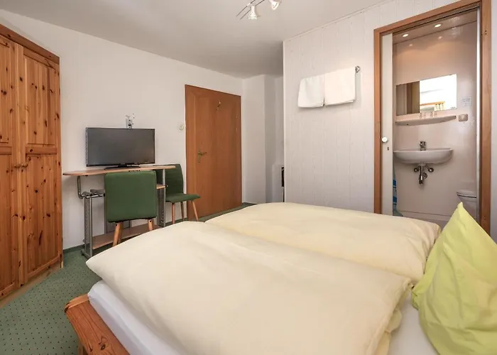 Gaestehaus Kochelsee بيت ضيافة