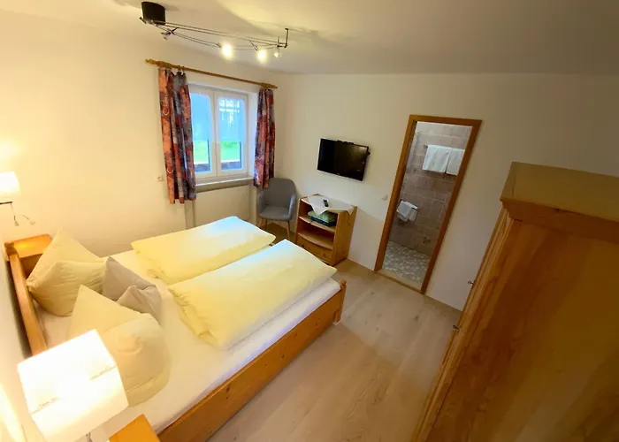 بيت ضيافة Gaestehaus Kochelsee